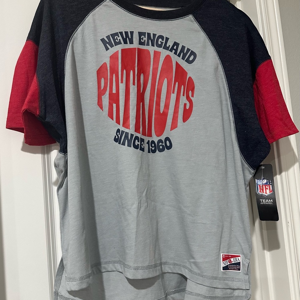 New Era New England Patriots Gray T-Shirt NWT Size Large